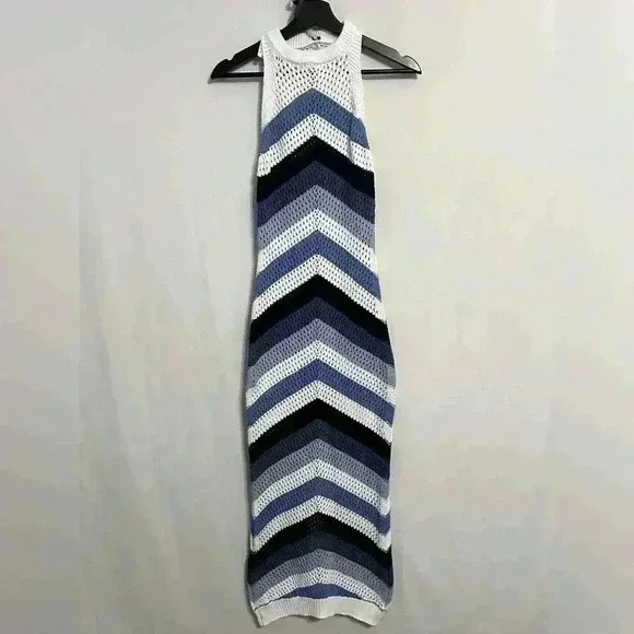 YFB Young Fabulous & Broke Crotchet Form Fitting Maxi Dress Medium - Picture 2 of 6